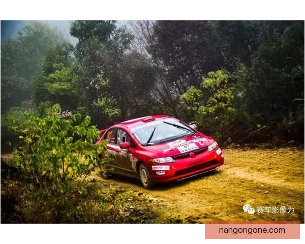 F1赛季激战正酣 各车队争夺冠军荣耀全面解析